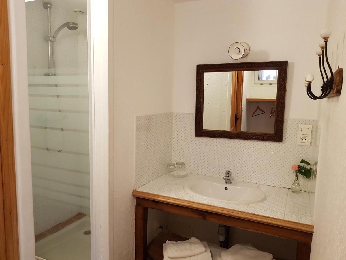 Les Roberderies Hotel Broc Eksteriør billede